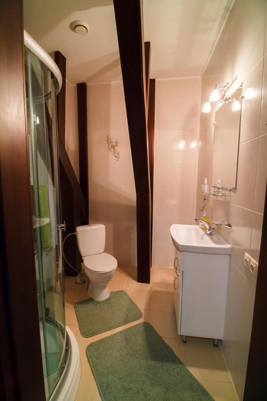 Hotel On Khmelnytskogo 8 Харьков Экстерьер фото